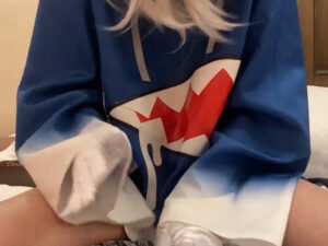 【がうる・ぐら】がうる・ぐらコスレイヤーアフターホテルで手袋ヌルヌルチンポ苛め!寸止め焦らし射精プール地獄