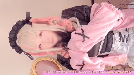 り●むひめのピストンマシーンで潮吹きオナニー♪nijiコス!あの可愛いサキュバスコスプレでピストンマシーンオナニーROMになります♪いーっぱいキモチイイことしようね♪潮吹きも大量にぴゅっぴゅしてるのも必見です!無規則に動くピストンマシーンがエッチで激しくおま●こを突いちゃいます・・・!! 2