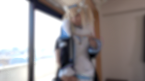 【フワワ・アビスガード】フワワ四つん這いデカ尻汁垂れオマンコ疼き!縞パンずらし生... サンプル画像1