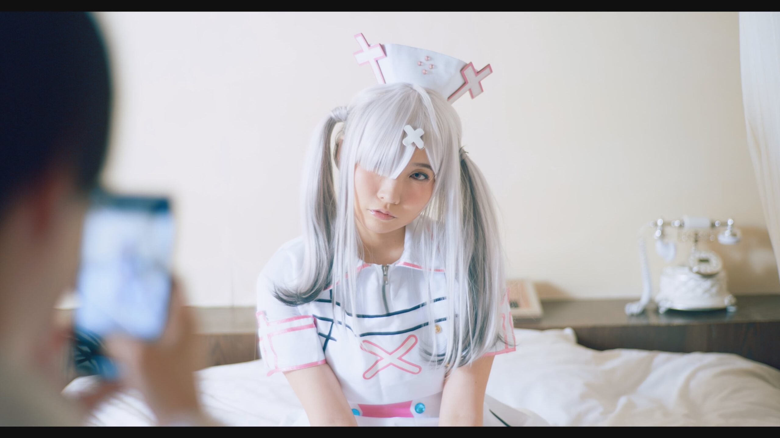 【健屋花那】健屋花那白衣むちボディでディープキス生挿入!グチョ愛液オマンコ締め中... サンプル画像1