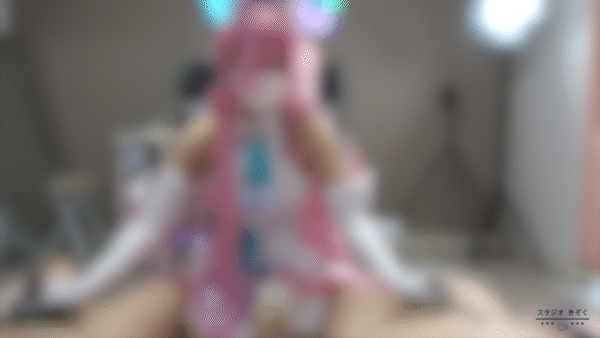 【キュアプリズム】プリキュア衣装のキュアプリズムが童貞チンポ2本に手袋ダブルシゴ... サンプル画像1