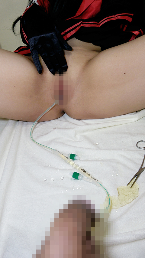 【仲正イチカ】眼鏡イチカ先生チンポ尿道カテ自尿道接続!熱オシッコ膀胱注入パンパン... サンプル画像2