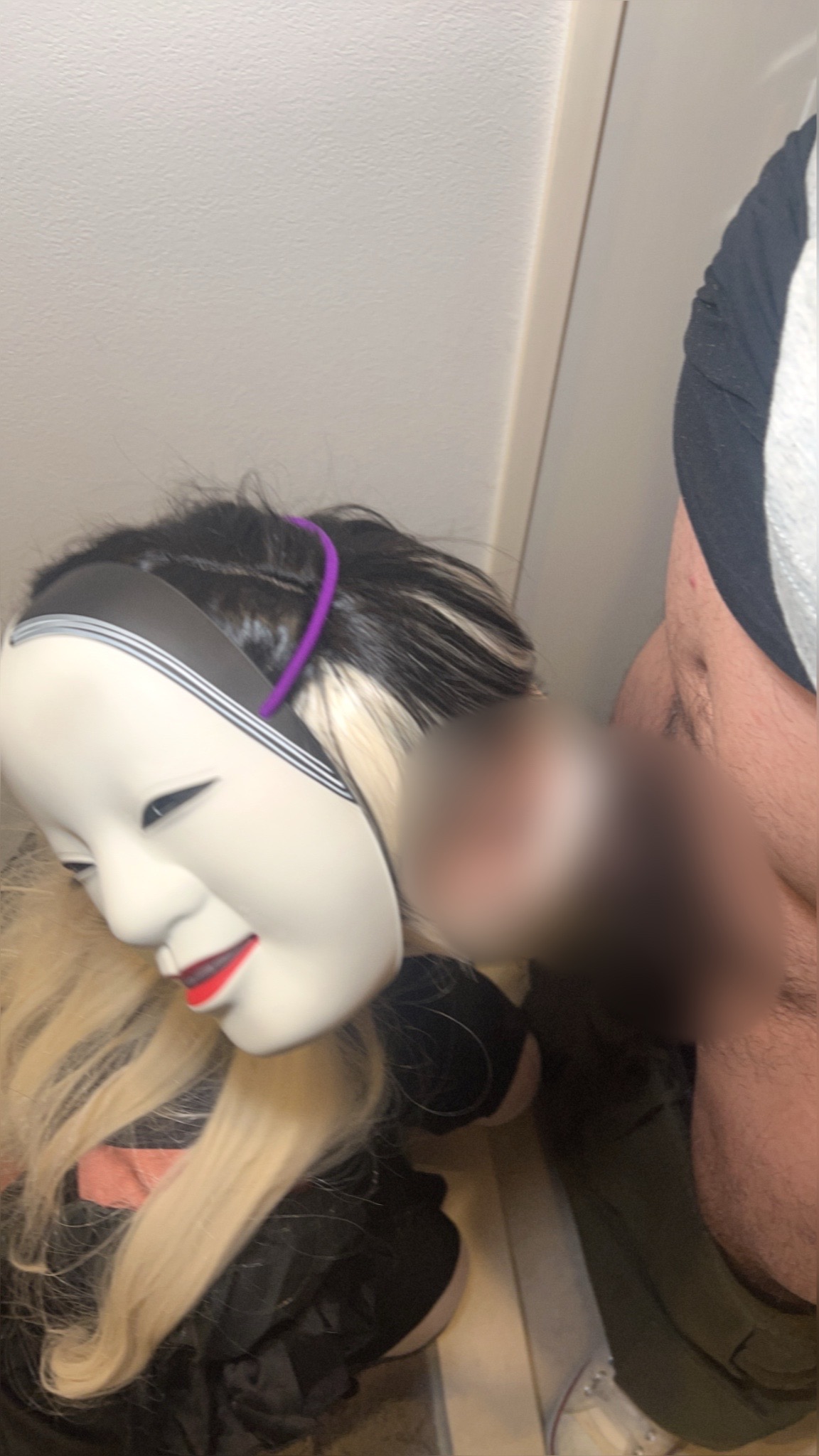 【儒烏風亭らでん】らでん玄関即汗臭チンポ嗅ぎ舐めフェラ爆乳パイズリ!白タイツ破壊... サンプル画像2